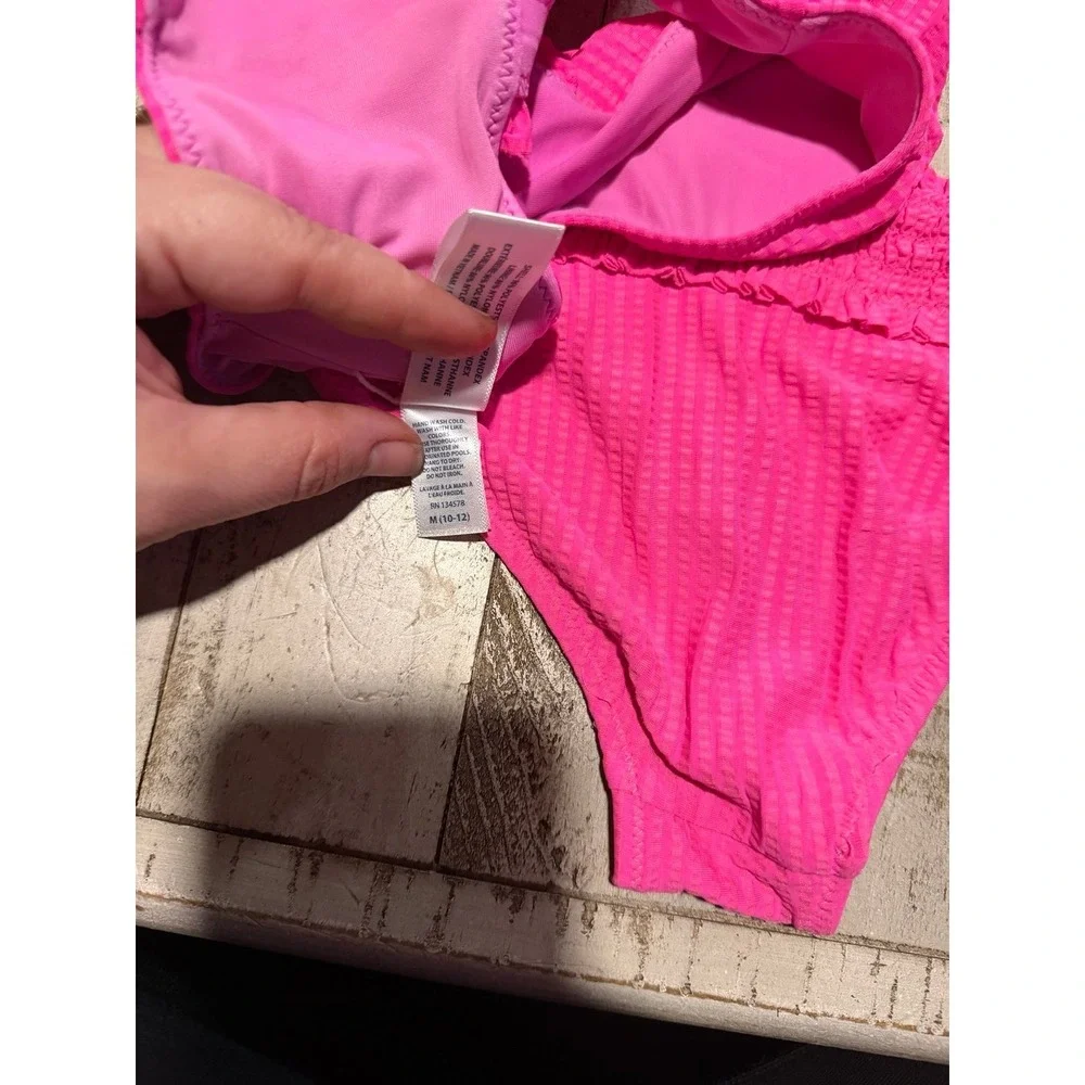 Vineyard Vines piece 10 swimsuit
